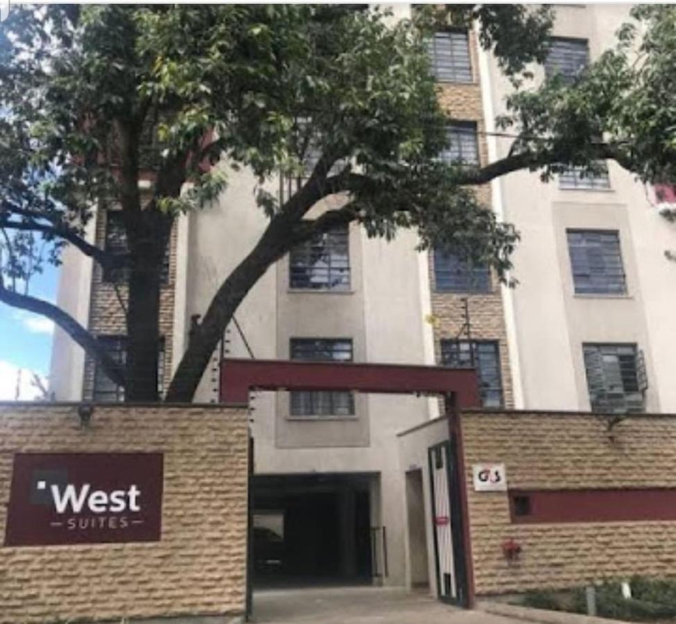 Nairobi West Suites Экстерьер фото